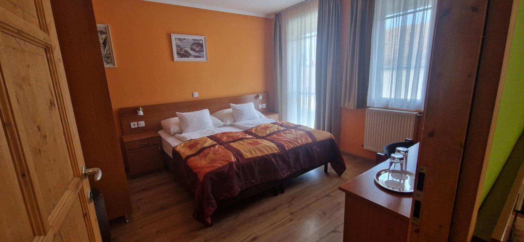 Hotel Patonai Fertod